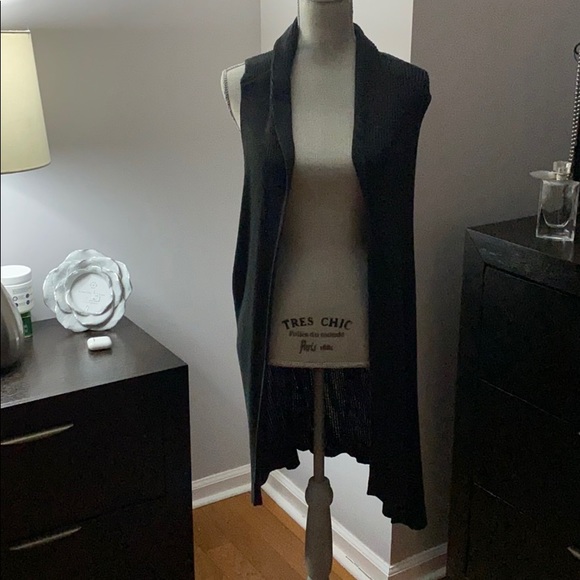 Sweater - Picture 1 of 1